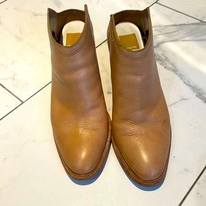 Dolce Vita camel leather cowboy mule size 10